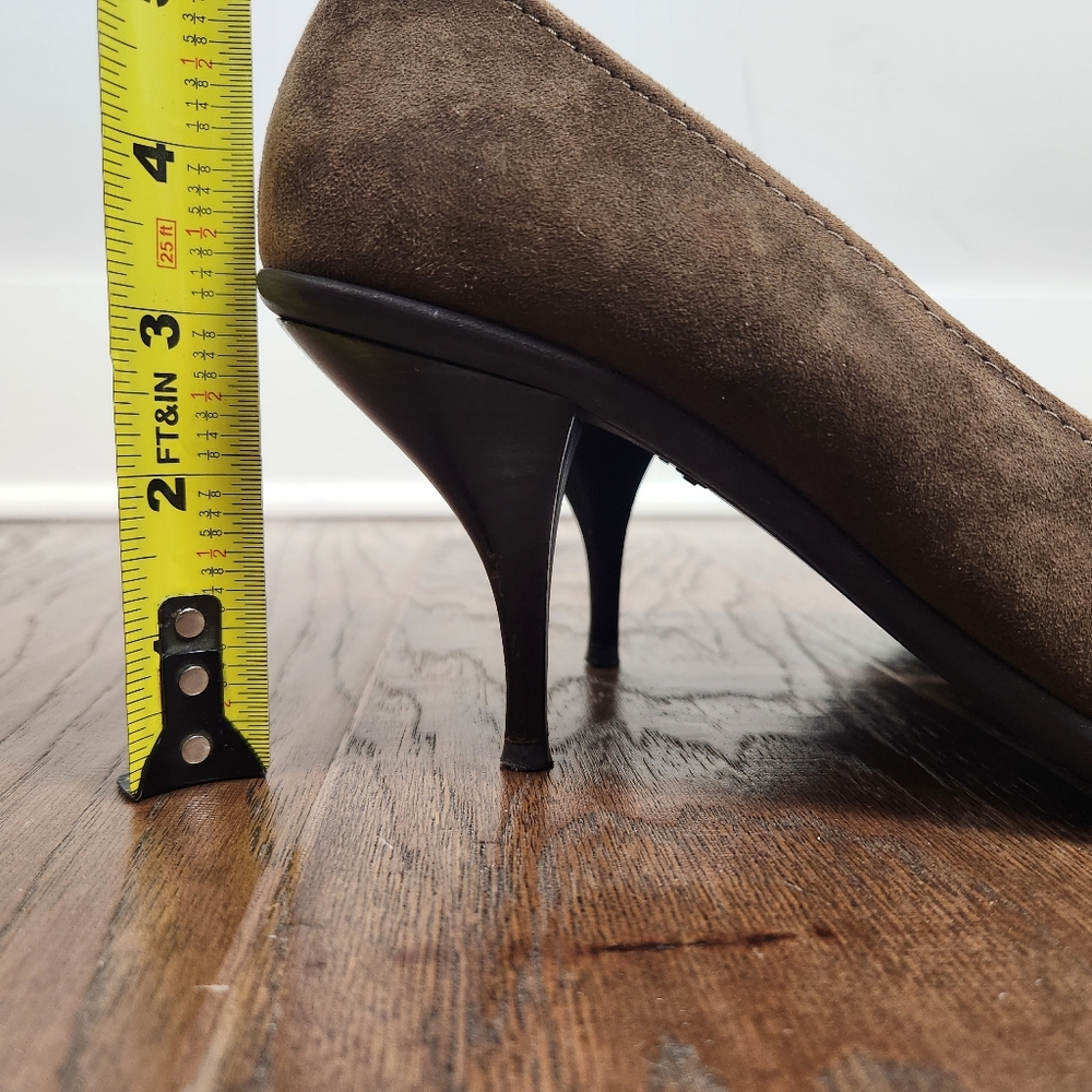 COACH "Sarrah" Pointed Toe Heeled Loafer - Picture 12 of 13